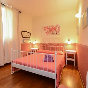 Apartment Like Romeo, Verona